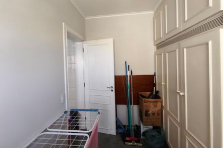 Apartamento à venda com 245m², 5 quartos e 4 vagasQuarto de Serviço