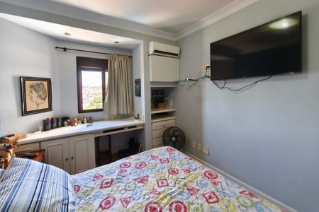 Apartamento à venda com 245m², 5 quartos e 4 vagasQuarto Suíte