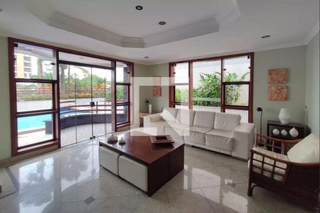 Apartamento à venda com 245m², 5 quartos e 4 vagasÁrea comum