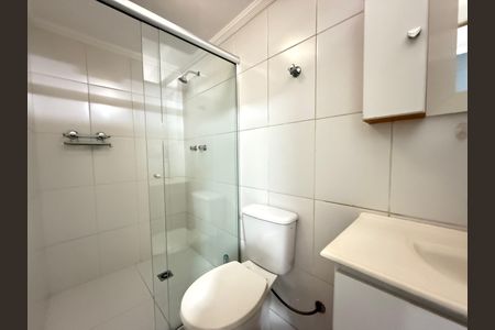 Apartamento à venda com 96m², 2 quartos e 1 vaga Apartamento à venda com 96m², 2 quartos e 1 vagaBanheiro