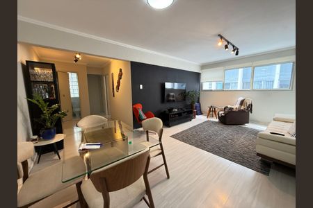 Apartamento à venda com 96m², 2 quartos e 1 vaga Apartamento à venda com 96m², 2 quartos e 1 vagaSala