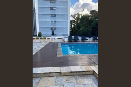 Apartamento à venda com 96m², 2 quartos e 1 vaga Apartamento à venda com 96m², 2 quartos e 1 vagaPiscina