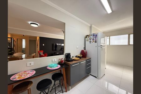 Apartamento à venda com 96m², 2 quartos e 1 vaga Apartamento à venda com 96m², 2 quartos e 1 vagaCozinha