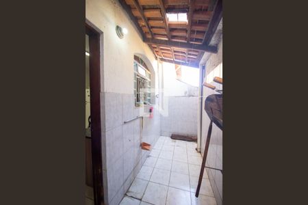 Casa de condomínio à venda com 82m², 3 quartos e 1 vagaÁrea de Serviço