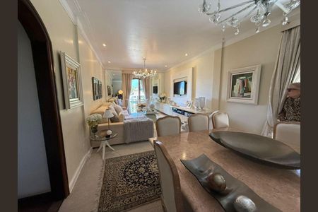 Casa à venda com 6 quartos, 620m² em Piratininga, Niterói