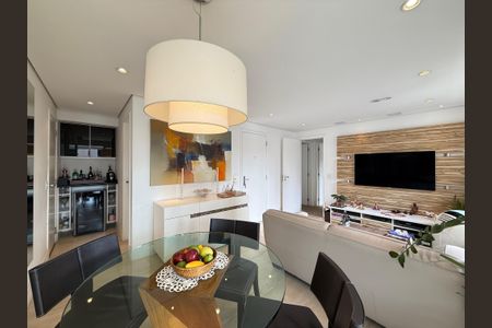 Sala de apartamento à venda com 2 quartos, 105m² em Vila Olímpia, São Paulo