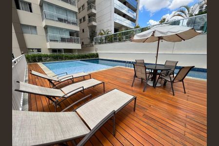 Apartamento à venda com 105m², 2 quartos e 2 vagas Apartamento à venda com 105m², 2 quartos e 2 vagasVaranda