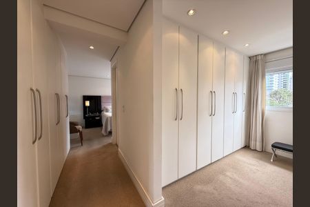 Apartamento à venda com 105m², 2 quartos e 2 vagas Apartamento à venda com 105m², 2 quartos e 2 vagasCorredor