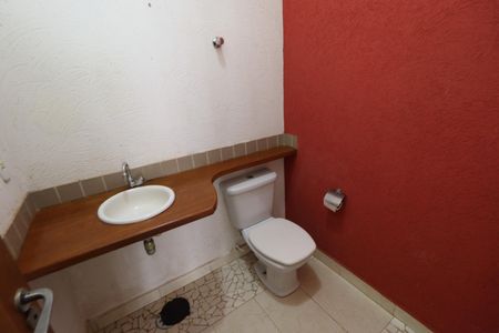 Casa para alugar com 450m², 4 quartos e 4 vagas Casa para alugar com 450m², 4 quartos e 4 vagasLavabo