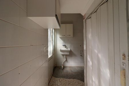 Casa para alugar com 450m², 4 quartos e 4 vagas Casa para alugar com 450m², 4 quartos e 4 vagasÁrea de Serviço