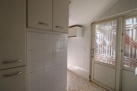 Casa para alugar com 450m², 4 quartos e 4 vagas Casa para alugar com 450m², 4 quartos e 4 vagasÁrea de Serviço