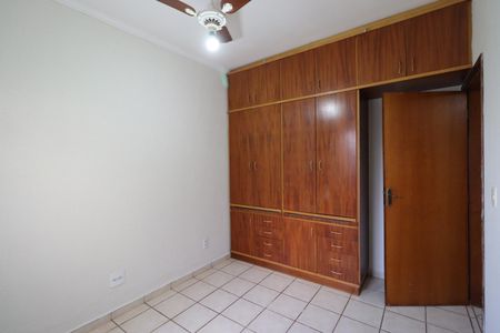 Casa para alugar com 450m², 4 quartos e 4 vagas Casa para alugar com 450m², 4 quartos e 4 vagasQuarto 2