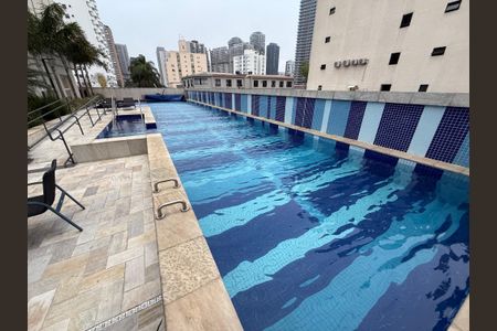 Apartamento à venda com 213m², 3 quartos e 4 vagasPiscina