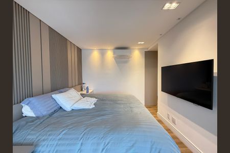 Apartamento à venda com 213m², 3 quartos e 4 vagasCloset