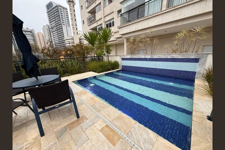 Apartamento à venda com 213m², 3 quartos e 4 vagasPiscina