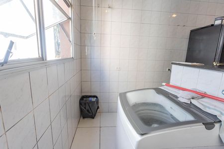 Apartamento para alugar com 70m², 2 quartos e 1 vagaÁrea de Serviço