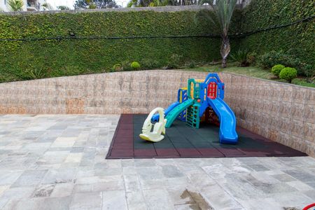 Apartamento para alugar com 70m², 2 quartos e 1 vagaÁrea comum - Playground