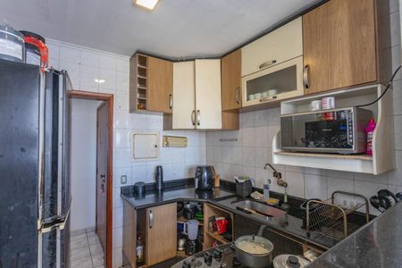 Apartamento para alugar com 70m², 2 quartos e 1 vagaCozinha