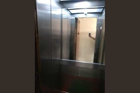 Apartamento à venda com 75m², 3 quartos e sem vaga