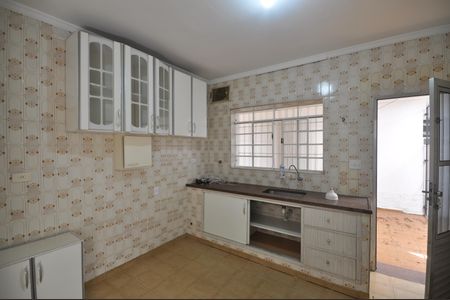 Casa para alugar com 200m², 3 quartos e 2 vagasCozinha