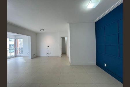 Apartamento à venda com 92m², 2 quartos e 2 vagasSala