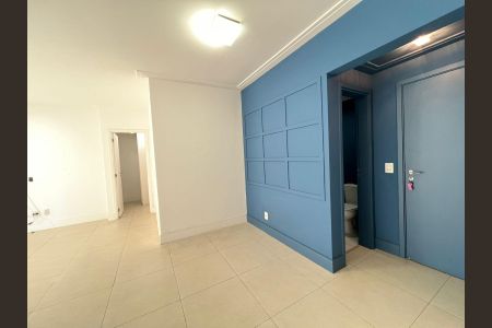 Apartamento à venda com 92m², 2 quartos e 2 vagasSala