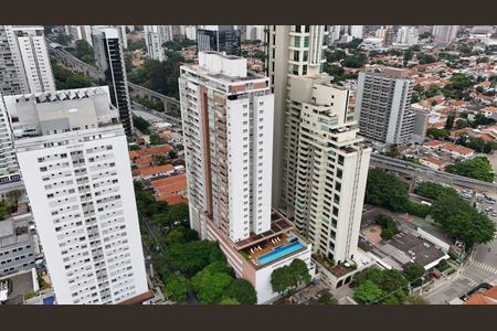 Apartamento à venda com 92m², 2 quartos e 2 vagasEntorno / Rua