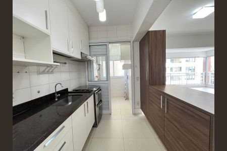 Apartamento à venda com 92m², 2 quartos e 2 vagasCozinha