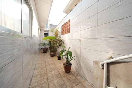 Casa à venda com 40m², 1 quarto e 1 vagaÁrea externa