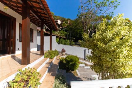 Casa de condomínio para alugar com 190m², 3 quartos e 2 vagas Casa de condomínio para alugar com 190m², 3 quartos e 2 vagasÁrea externa