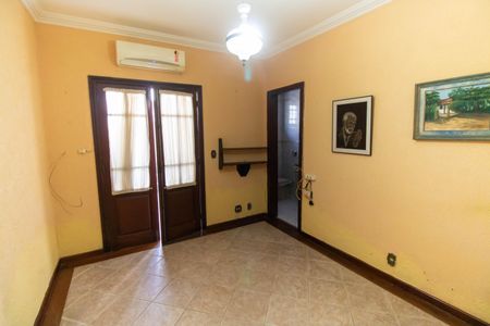 Casa de condomínio para alugar com 190m², 3 quartos e 2 vagas Casa de condomínio para alugar com 190m², 3 quartos e 2 vagasSuíte 2