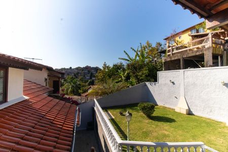 Casa de condomínio para alugar com 190m², 3 quartos e 2 vagas Casa de condomínio para alugar com 190m², 3 quartos e 2 vagasVista da Suíte 3