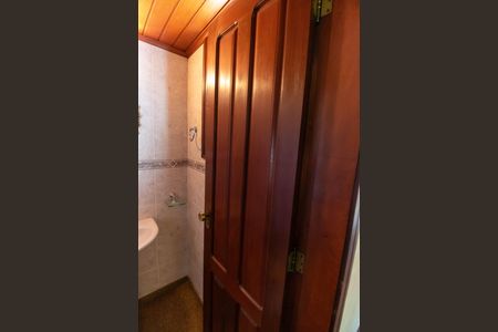 Casa de condomínio para alugar com 190m², 3 quartos e 2 vagas Casa de condomínio para alugar com 190m², 3 quartos e 2 vagasLavabo