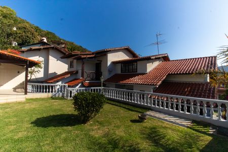 Casa de condomínio para alugar com 190m², 3 quartos e 2 vagas Casa de condomínio para alugar com 190m², 3 quartos e 2 vagasÁrea externa