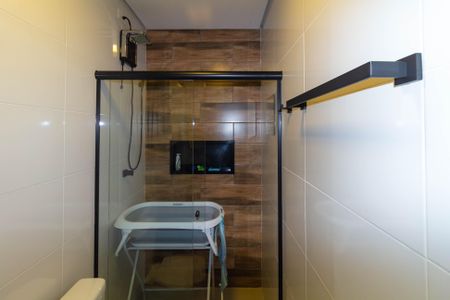 Casa à venda com 96m², 2 quartos e 2 vagasBanheiro da Suíte 1