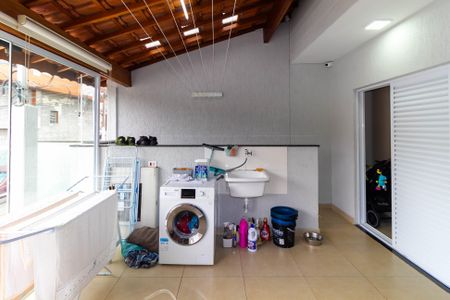 Casa à venda com 96m², 2 quartos e 2 vagasÁrea de Serviço