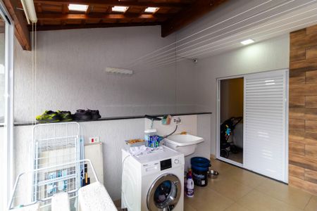 Casa à venda com 96m², 2 quartos e 2 vagasÁrea de Serviço
