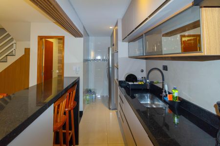 Casa à venda com 96m², 2 quartos e 2 vagasCozinha