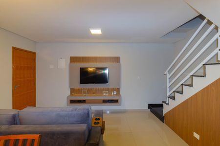 Casa à venda com 96m², 2 quartos e 2 vagasSala