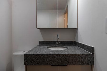 Studio à venda com 26m², 1 quarto e sem vaga Studio à venda com 26m², 1 quarto e sem vagaBanheiro
