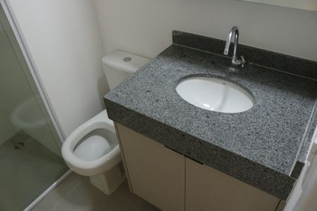 Banheiro de kitnet/studio à venda com 1 quarto, 26m² em Perdizes, São Paulo