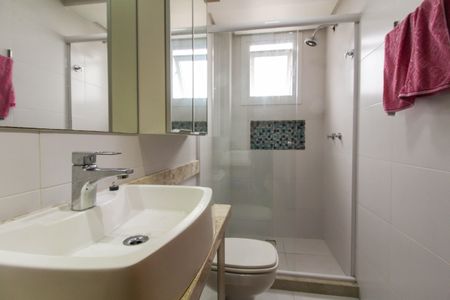 Apartamento para alugar com 111m², 3 quartos e 2 vagas Apartamento para alugar com 111m², 3 quartos e 2 vagasBanheiro Social