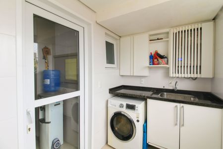 Apartamento para alugar com 111m², 3 quartos e 2 vagas Apartamento para alugar com 111m², 3 quartos e 2 vagasÁrea de Serviço