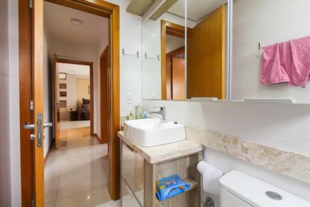 Apartamento para alugar com 111m², 3 quartos e 2 vagas Apartamento para alugar com 111m², 3 quartos e 2 vagasBanheiro Social