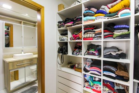 Apartamento para alugar com 111m², 3 quartos e 2 vagas Apartamento para alugar com 111m², 3 quartos e 2 vagasSuíte