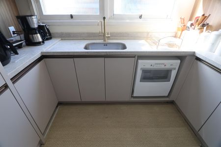 Apartamento para alugar com 360m², 4 quartos e 2 vagasCozinha - Armários