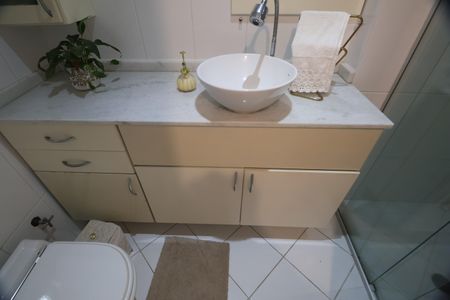 Apartamento para alugar com 360m², 4 quartos e 2 vagasBanheiro