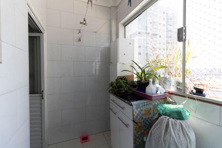 Apartamento à venda com 100m², 2 quartos e sem vaga Apartamento à venda com 100m², 2 quartos e sem vagaLavanderia