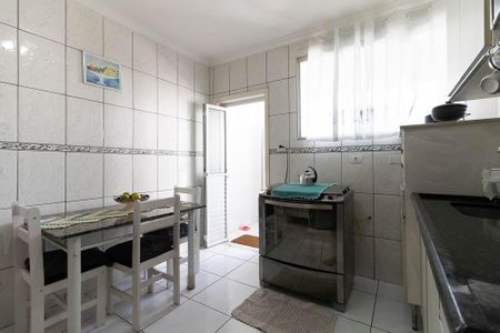 Apartamento à venda com 100m², 2 quartos e sem vaga Apartamento à venda com 100m², 2 quartos e sem vagaCozinha