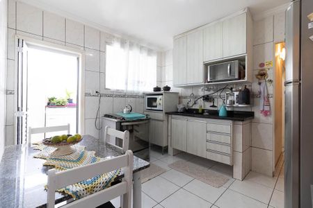 Apartamento à venda com 100m², 2 quartos e sem vaga Apartamento à venda com 100m², 2 quartos e sem vagaCozinha